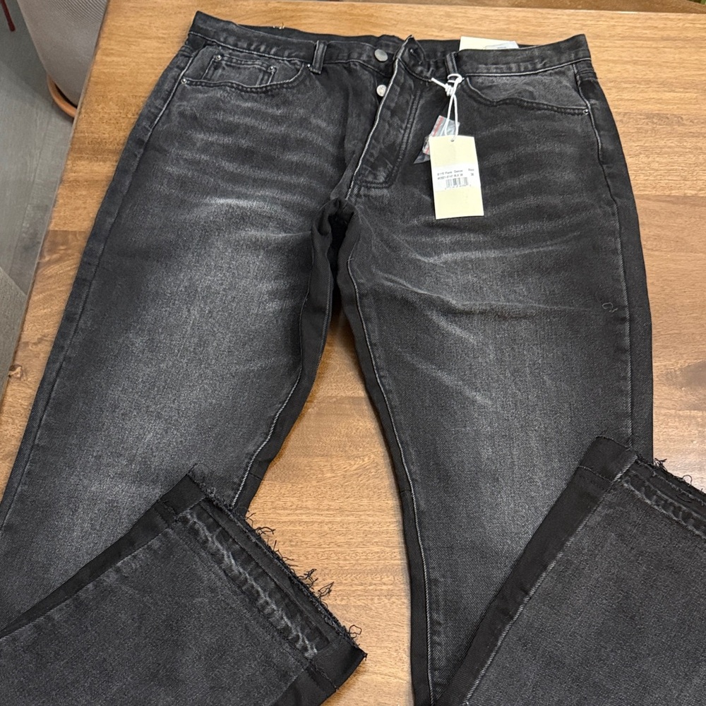 Men's Black Distressed Jeans